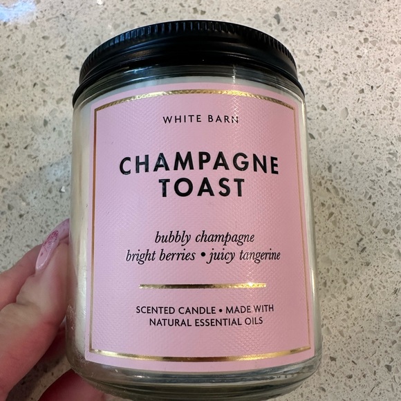 Bath & Bodyworks Champagne Toast - Picture 4 of 5